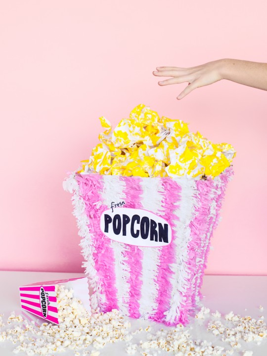 DIY Popcorn Piñata