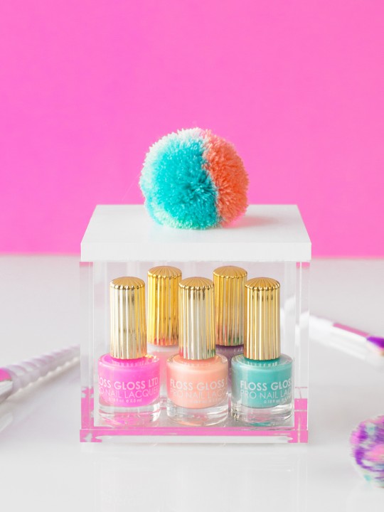 DIY Pom Pom Storage Boxes