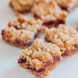 Easy Raspberry Bars