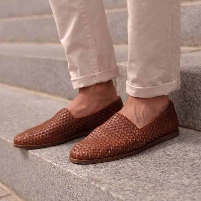 Woven Leather Men's Shoes on Feet