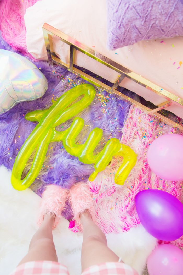 FUN neon balloon