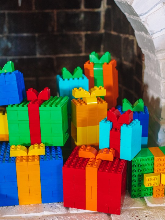 How To Make LEGO Christmas Presents