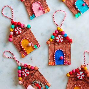 DIY Popsicle Stick Gingerbread House (With a Hidden Photo!)