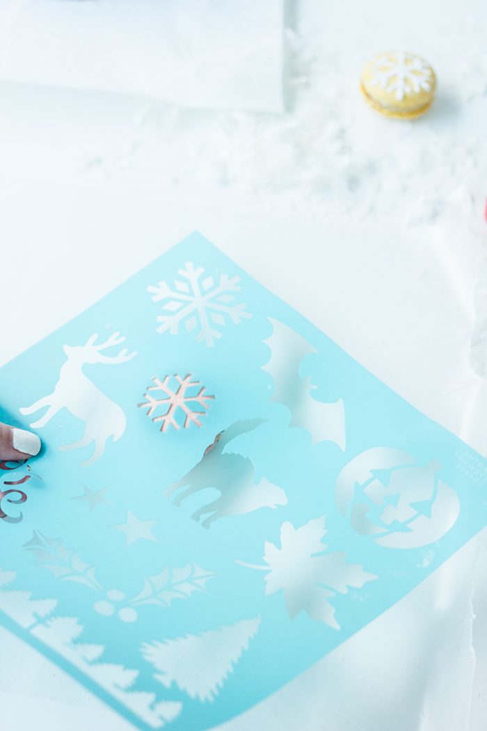 Powdered Sugar Macaron Stencils