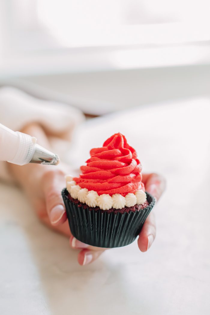 How To Make Santa Hat Cupcakes