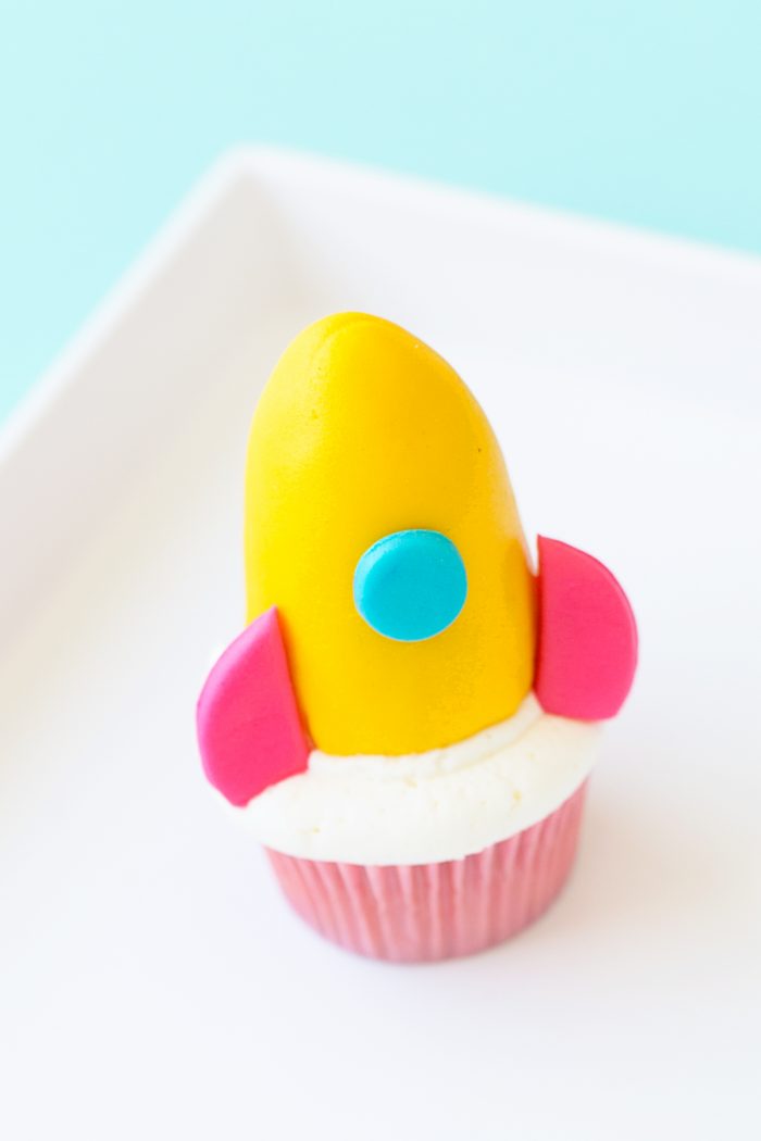 How To Make Rocket Ship Cupcakes